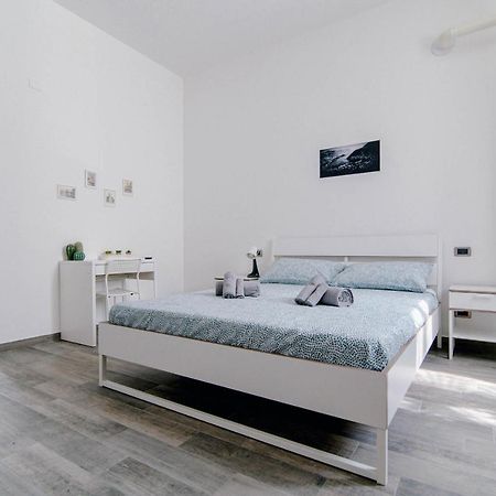 Downtown Rooms Como Zewnętrze zdjęcie