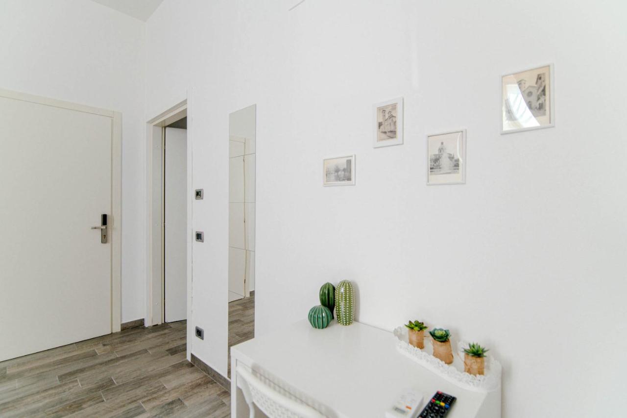 Downtown Rooms Como Zewnętrze zdjęcie